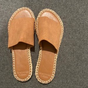 Abercrombie & Fitch Sandals